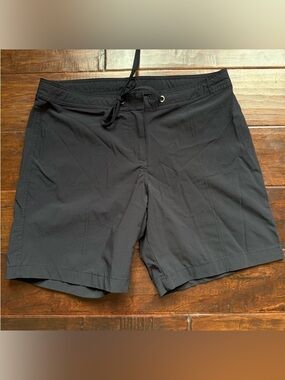 Azura Boardshorts for swimming